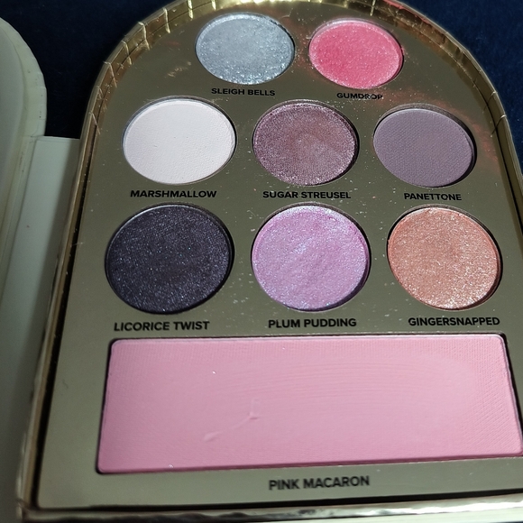 NEW Too Faced Let It Snow Globes palettes (2 of 3 from set), lightly swatched - Picture 4 of 4